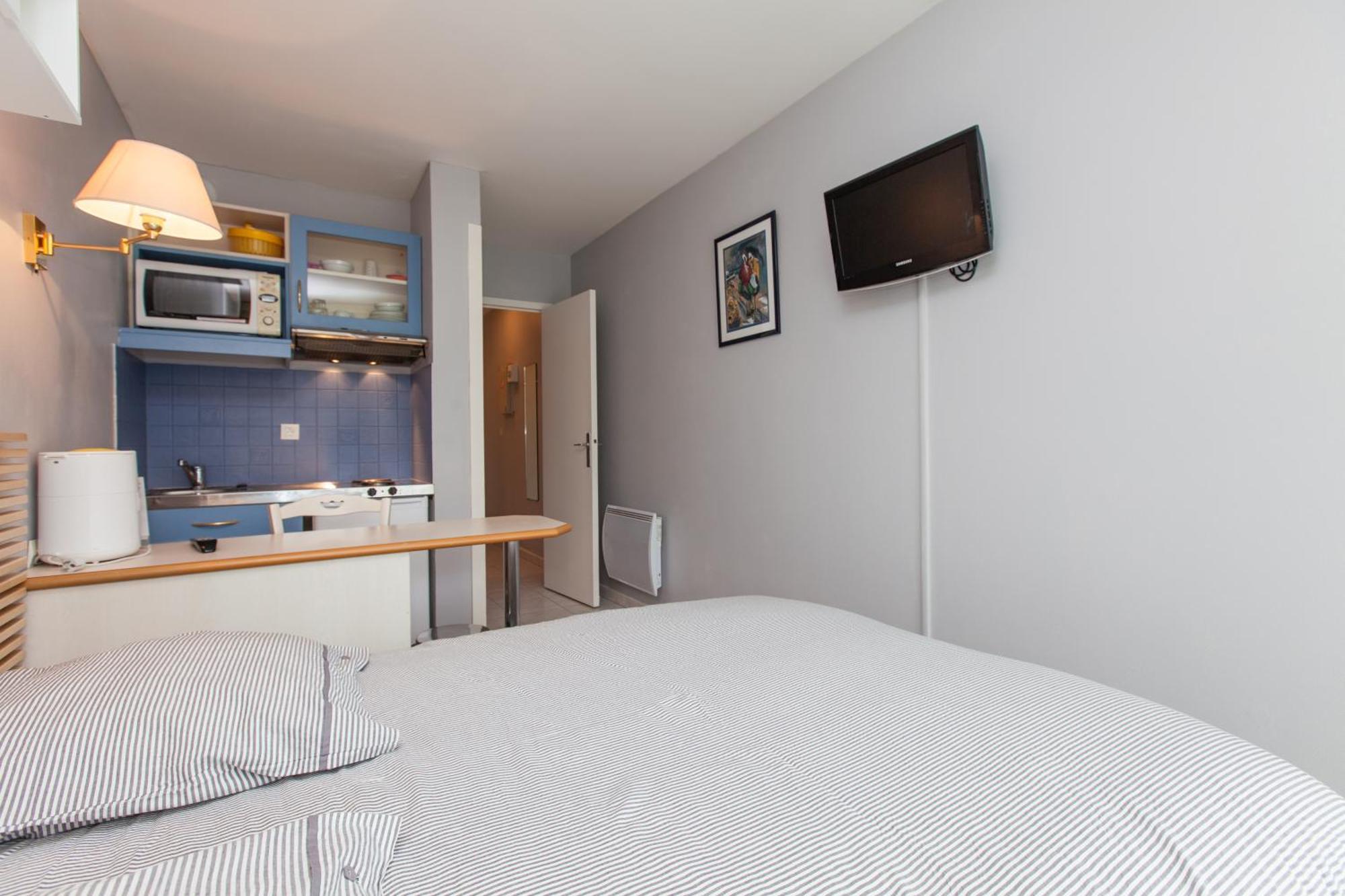 Le Crystal Apartment *